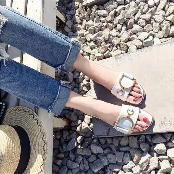 Zara Shoes - Slide Sandals